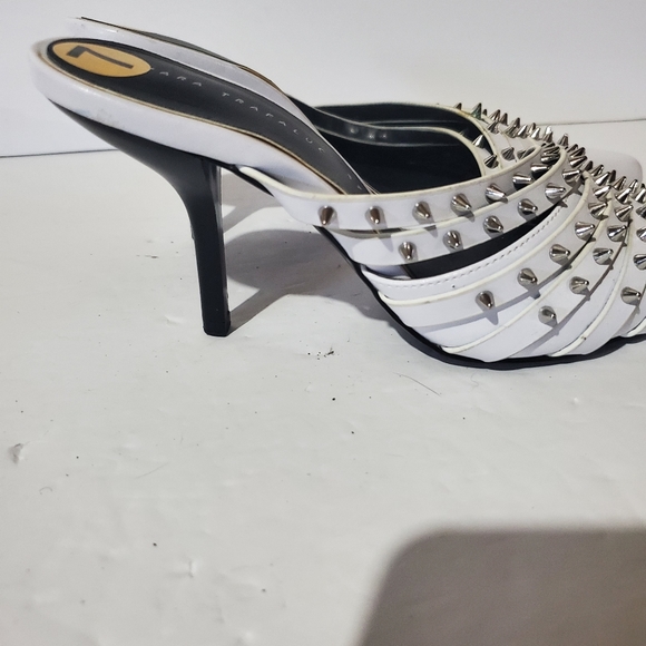 🌸SOLD🌸Zara Studs heels - Picture 2 of 4